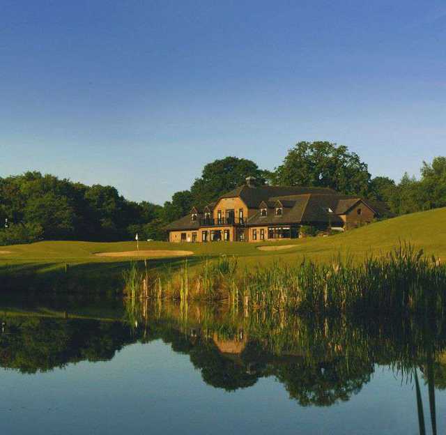 Chobham Golf Club - Clubhouse