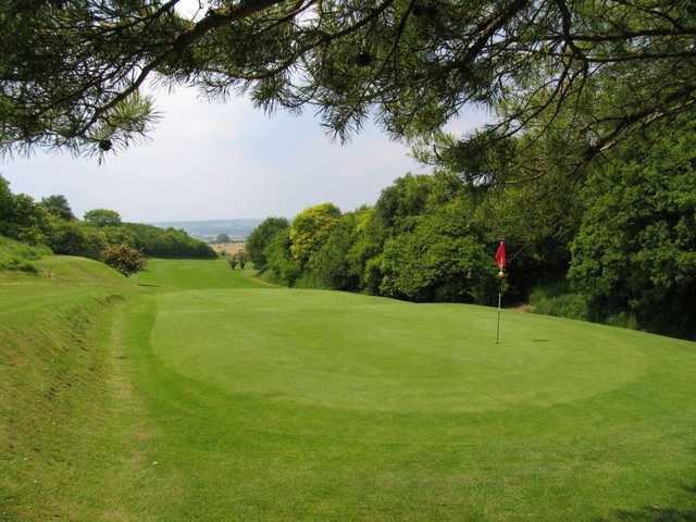 The 14th green at North Wilts Golf Club