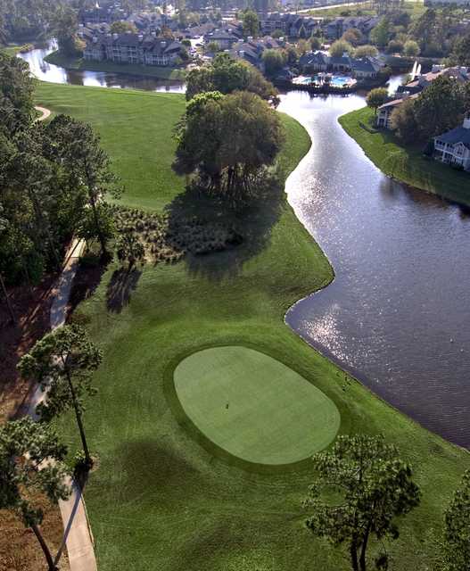 Windsor Parke GC: Aerial view of the finishing hole