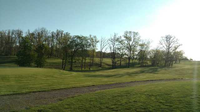 A sunny day view from Split Rock Golf Club