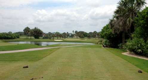 A view of the 4th green at Oceanside Golf & Country Club