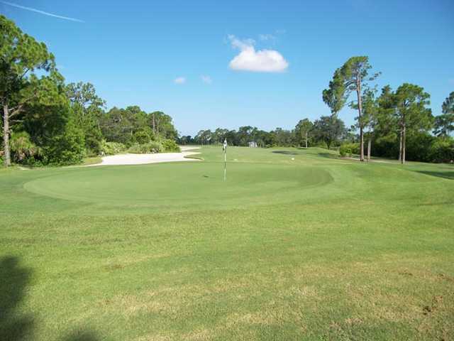 A view of green #4 at Sandridge Golf Club - Dunes Course