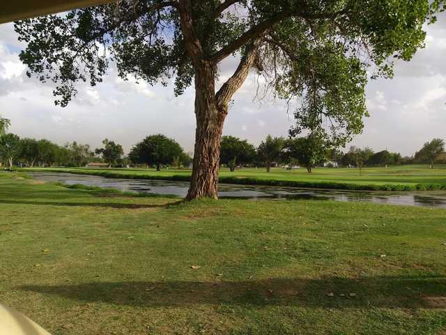 A view over the water from Lamesa Golf Course (Elizabeth Mendoza).