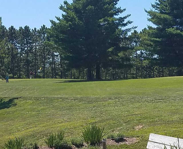 A view of a green at Lone Oak Golf Course (Missy McIlwain Palan).