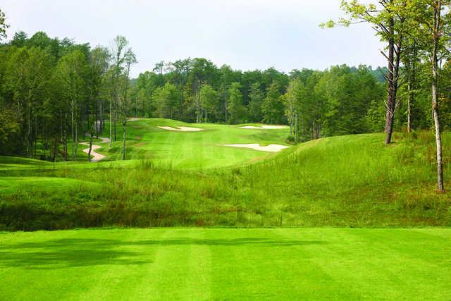 View of the 5th fairway from the Hidden Cove Golf Course at Grayson Lake State Park