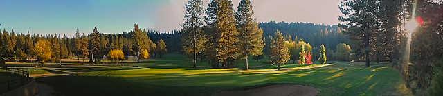 Panoramic view from Mace Meadow Golf Club