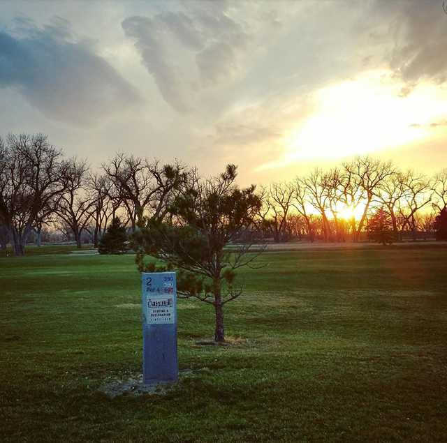 A view otee #2 sign at Riverview Country Club.