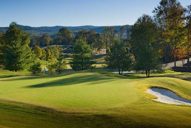 A view of green #6 at Cummings Cove Golf & Country Club.