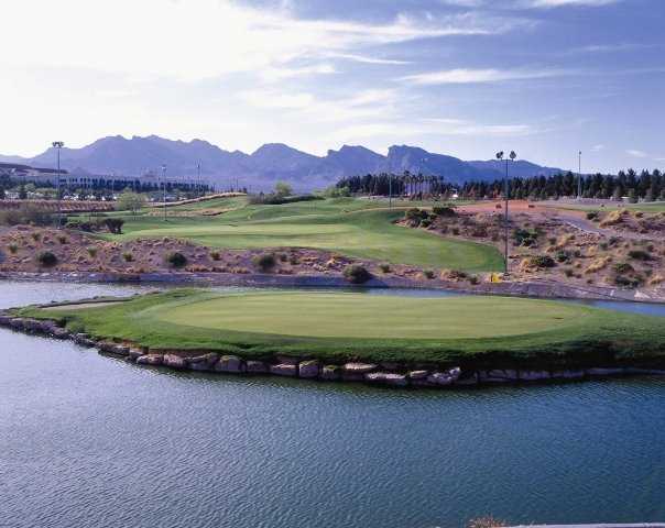 A view of the well known island green, #10 on Cloud 9 at Angel Park Golf Club, a tribute to hole #17 at TPC Sawgrass.
