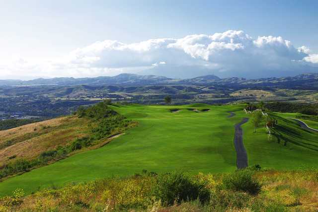 A view of a fairway and one of the manicured greens at Tierra Rejada Golf Club.