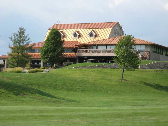 A view of the clubhouse at Coppertop Golf Club