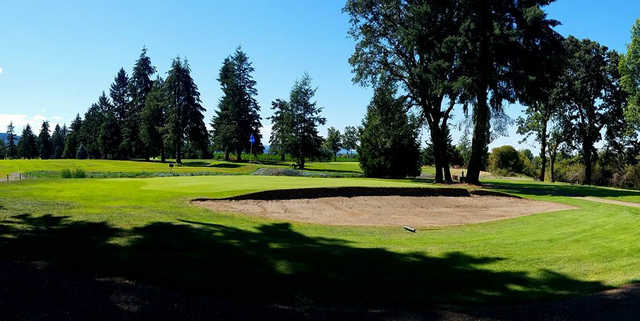 A view of a well protected hole at Sunset Grove Golf.