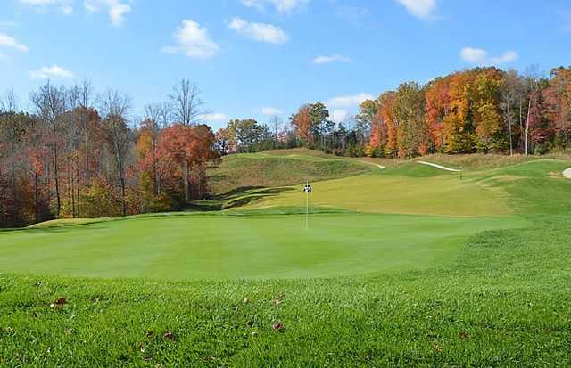 A fall day view of a hole at Dale Hollow Lake Golf Course.