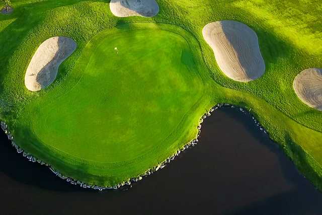 Aerial view of a green at Greenacres Golf Centre