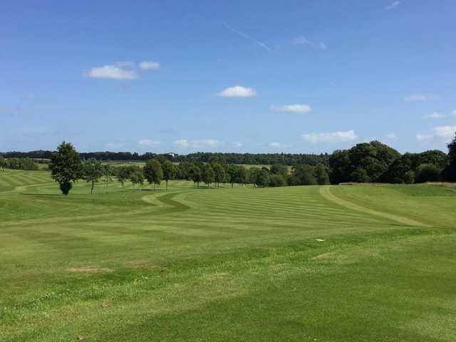 A sunny day view from Dalziel Park Golf and Country Club.