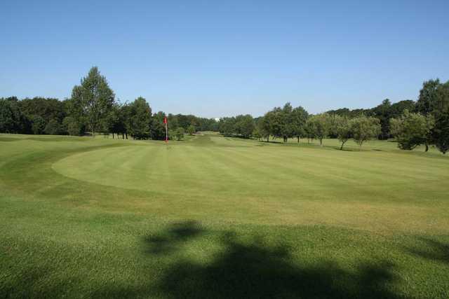 View of the 18th green at Cowglen Golf Club