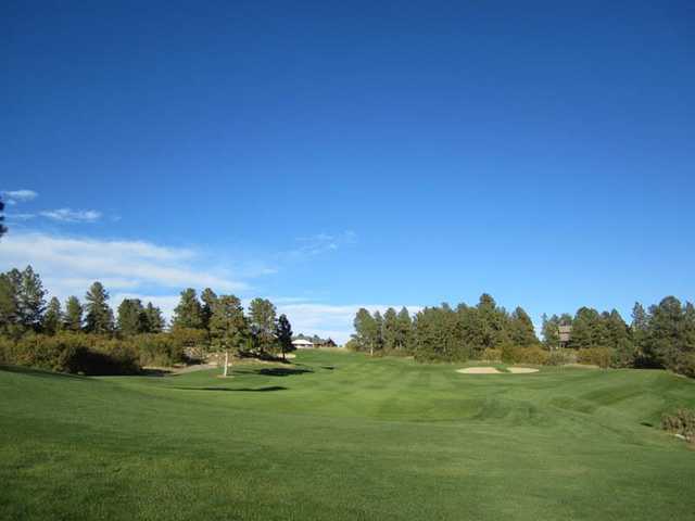 A view of fairway #18 from The Ridge at Castle Pines North.