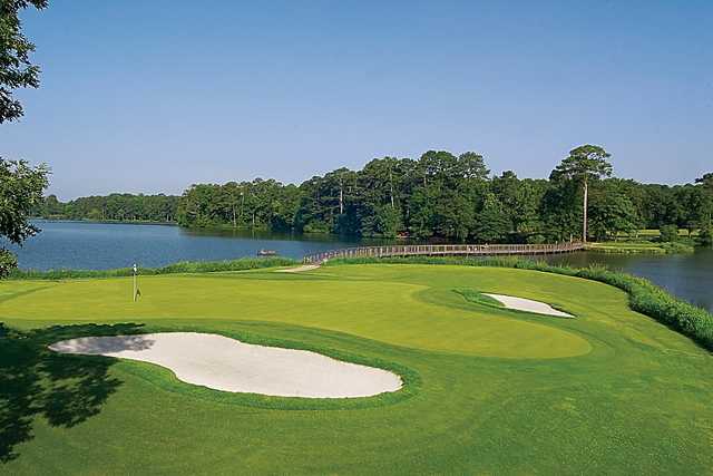 Signature #10 Hole on Lake View Golf Course at Callaway Gardens.