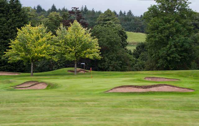 View of the 10th green at Tulliallan Golf Club