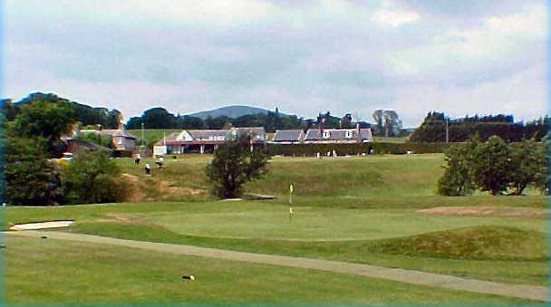 Glencorse Golf Club - 1st Green