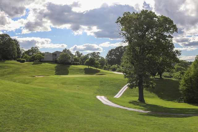 Ivy Hill Golf Club - Reviews & Course Info