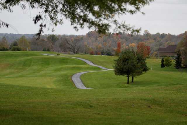 A fall day view of a tee at Boone's Trace National Golf Club.