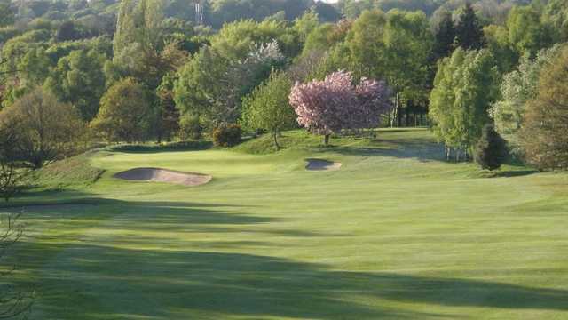 View of a green at Leeds Golf Club.