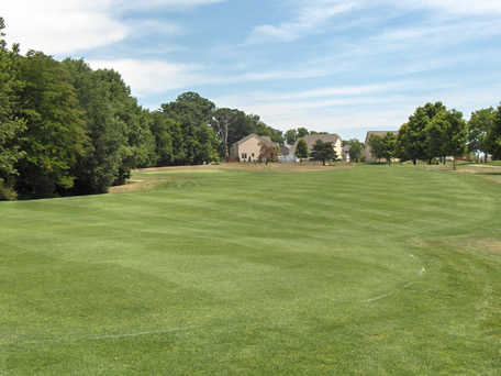 A view of the 2nd hole at Delaware Golf Club