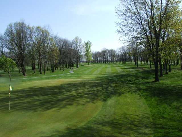 A view from the 2nd hole at Table Rock Golf Club