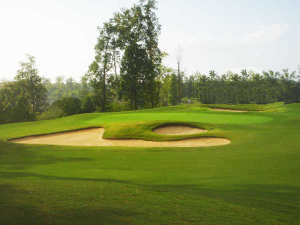 A view of the 9th green at Eagle Ridge Golf Club (Tom Kite Design).