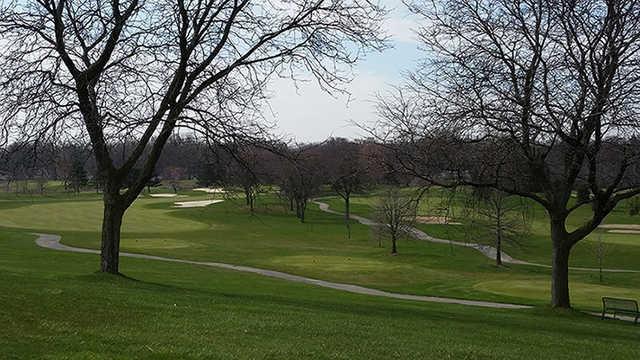 A view of a tee at Evergreen Hills.