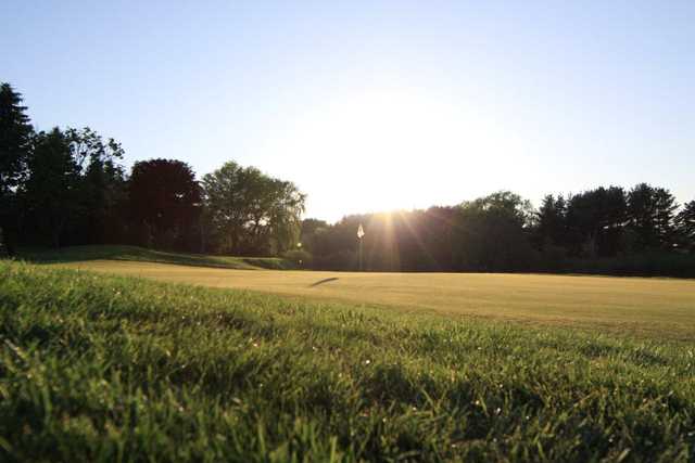 A sunny day view of a hole at Lakeview Hills Country Club & Resort.