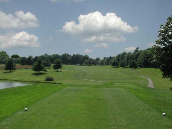 Tashua Knolls Golf Course - Reviews & Course Info | TeeOff