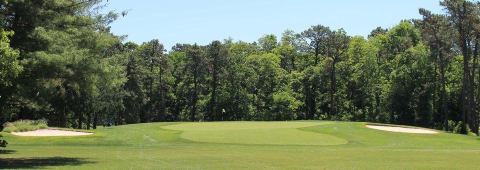 Woodlake Country Club