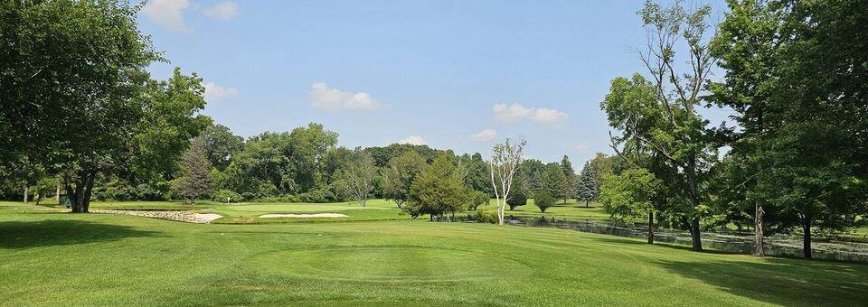 Deer Run Golf Club - 9 Holes