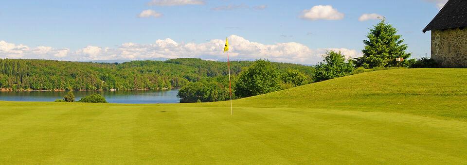 A view from Golf de Neuvic - Milan