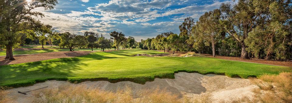 Los Robles Greens Golf Course