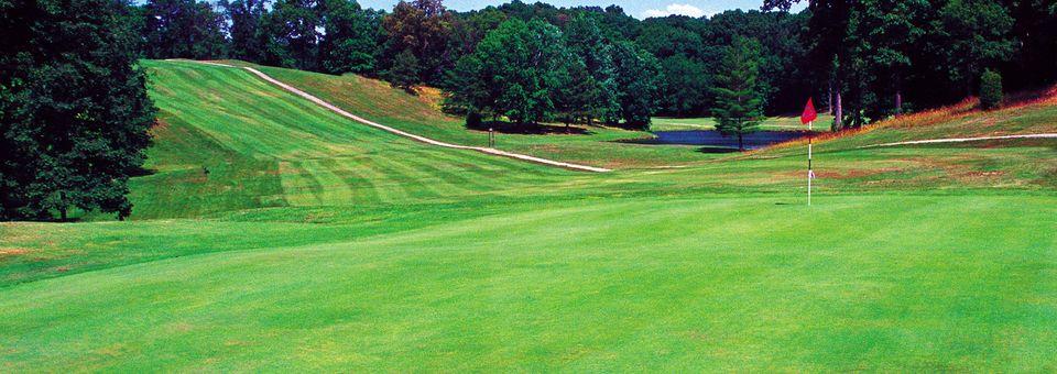 Christmas Lake Golf Club