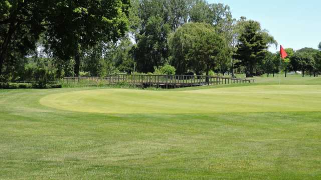 Giant Oak Golf Club
