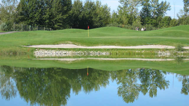 McKenzie Meadows Golf Course