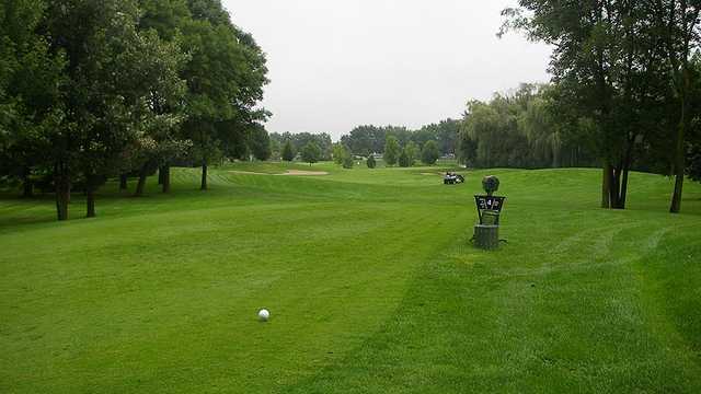 Addison Links & Tees Golf Facility
