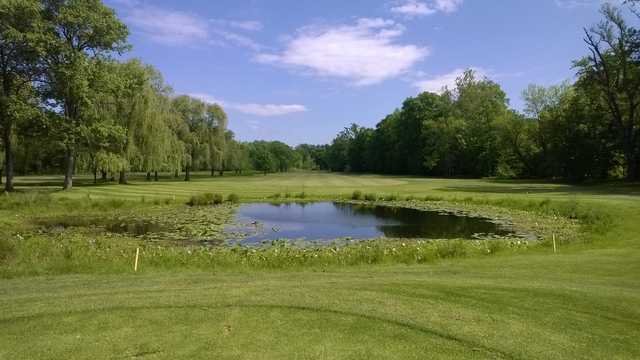 Candlewood Valley Country Club