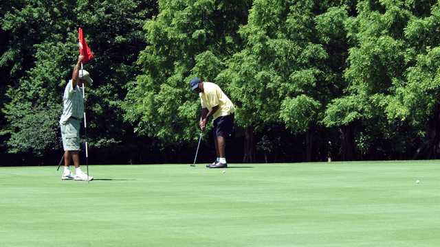 little met golf course tee times