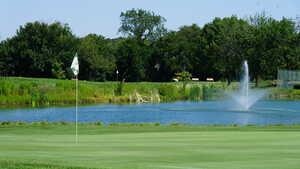Enjoy No Fees At Twin Lakes Golf Course (Westmont IL) Westmont IL